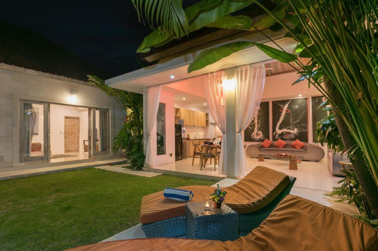 Villa Briana Seminyak By Villas R Us Exterior foto